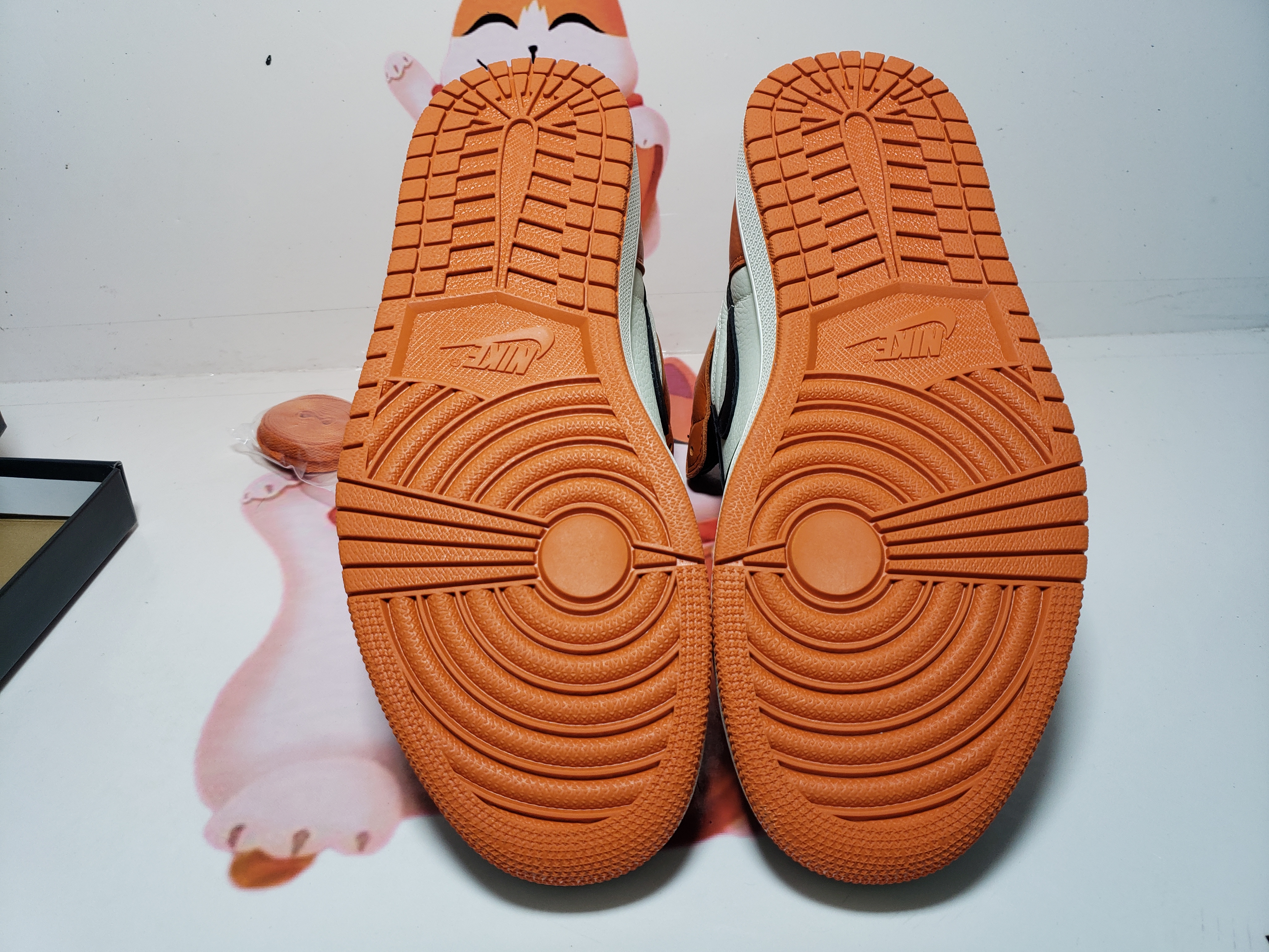 PKgoden Jordan 1 Retro Shattered Backboard,555088-005