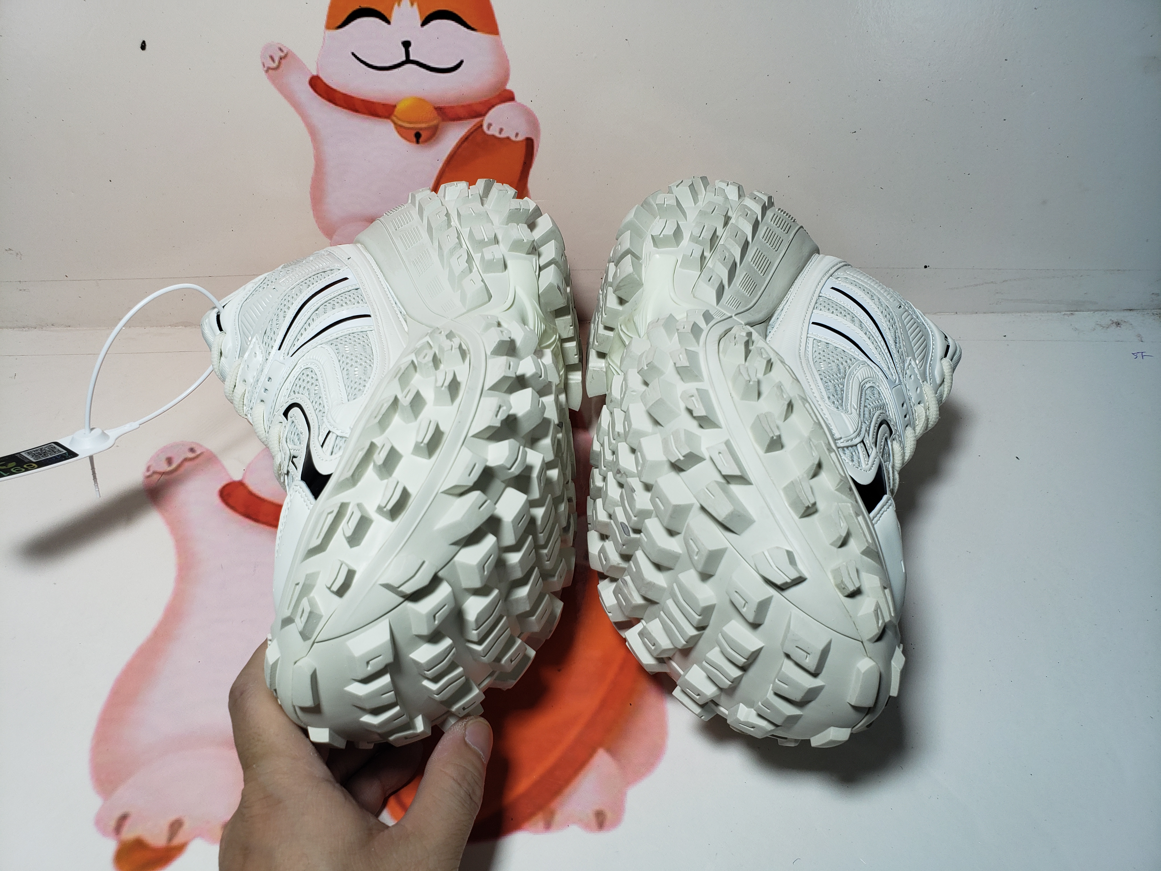 PKGoden Balenciaga Defender Off-White,685611 W2RAA 9110