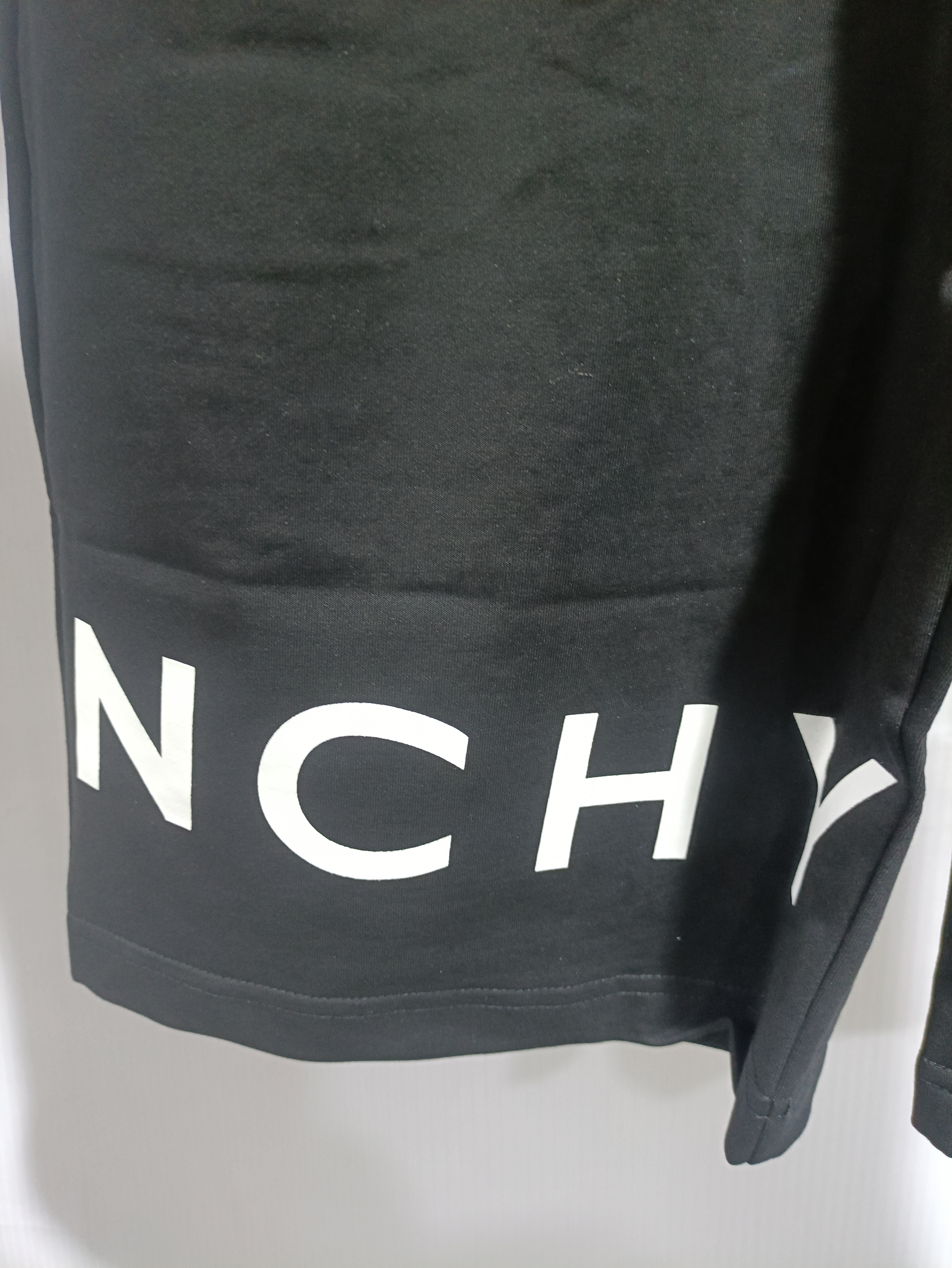 Givenchy-classic letter embroidered quarter shorts pants