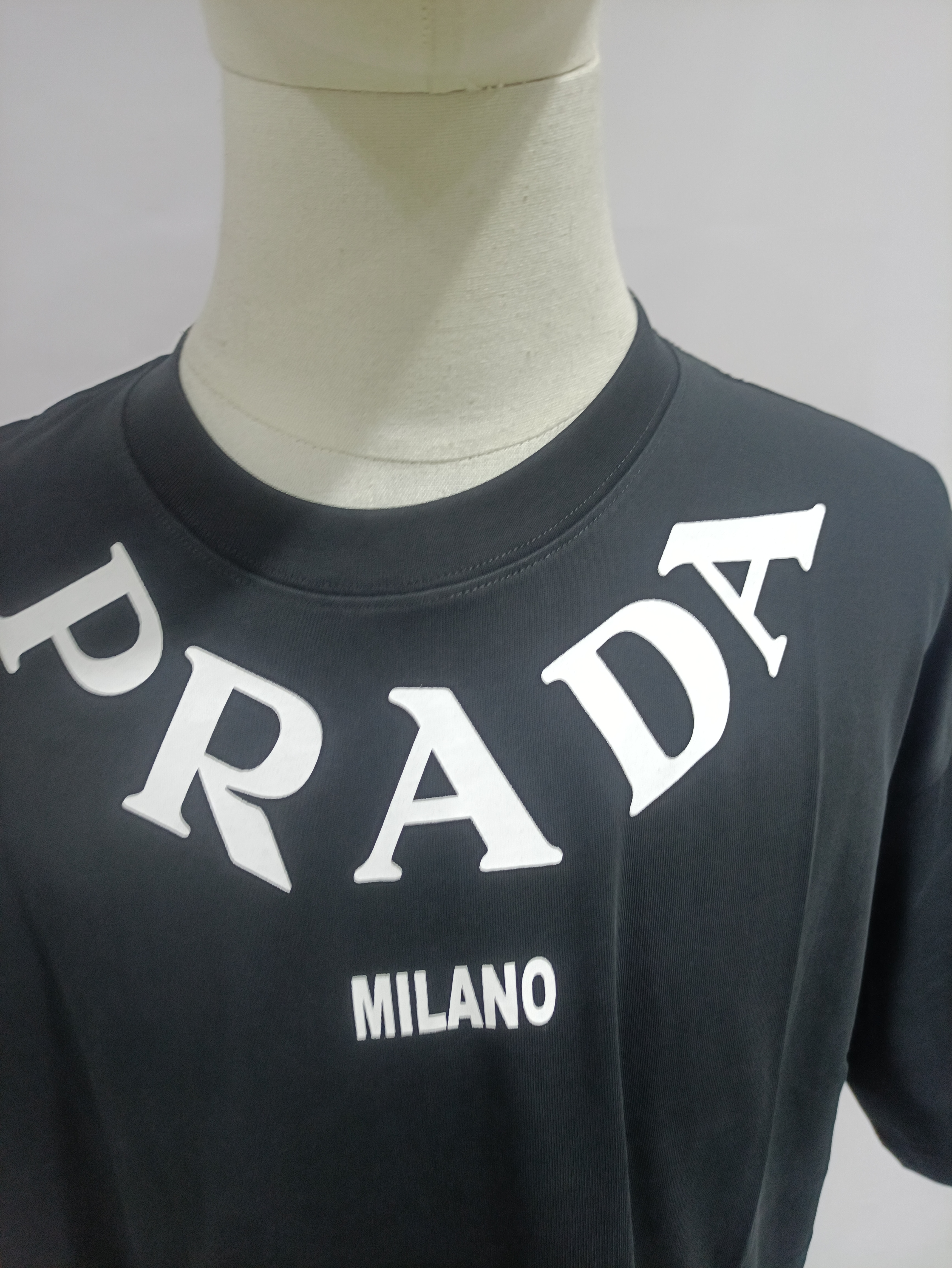 Prada collar necklace large letter short-sleeved T-shirt 1901 T-Shirts