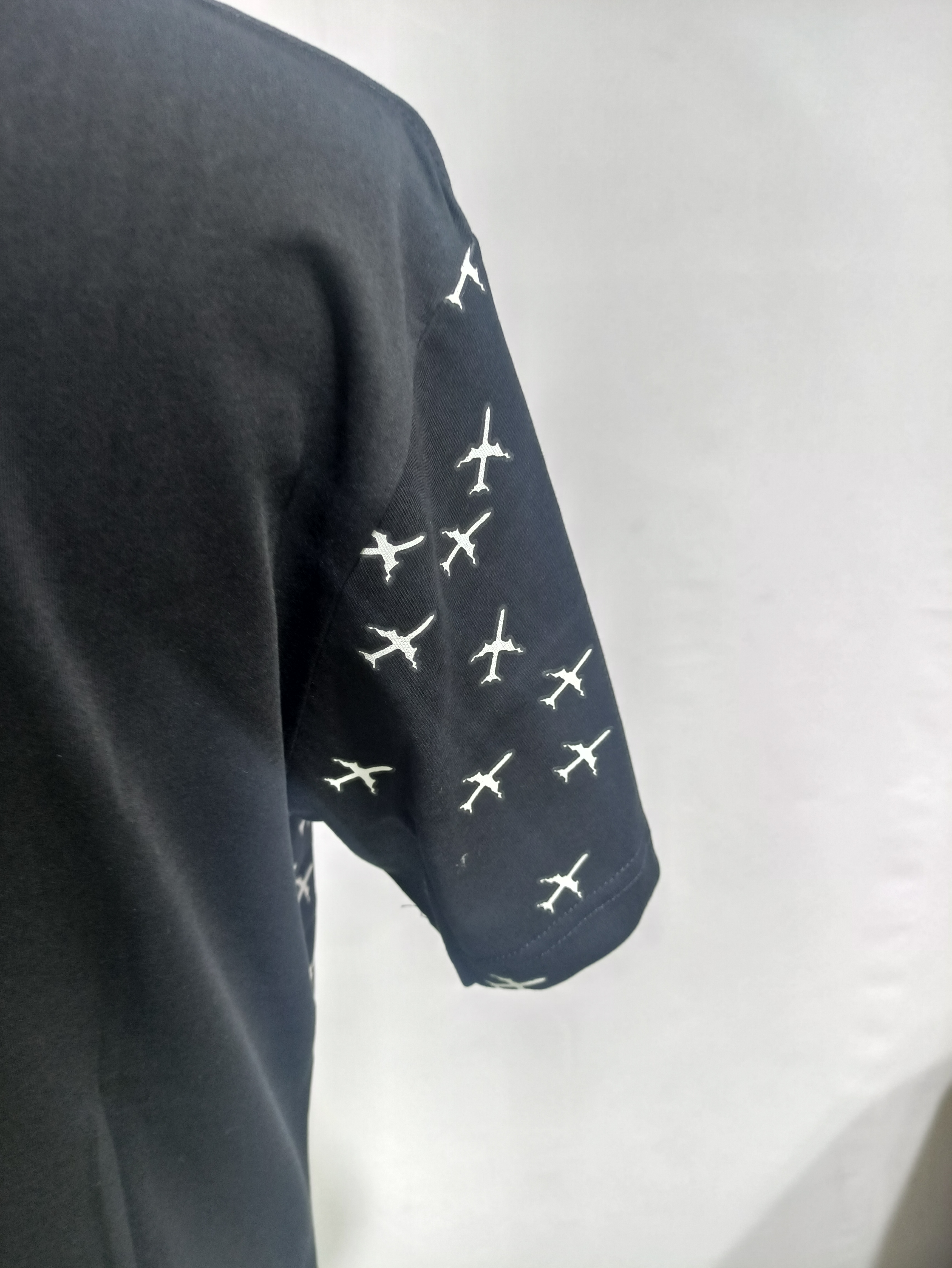 Louis Vuitton airplane print T-Shirts 2