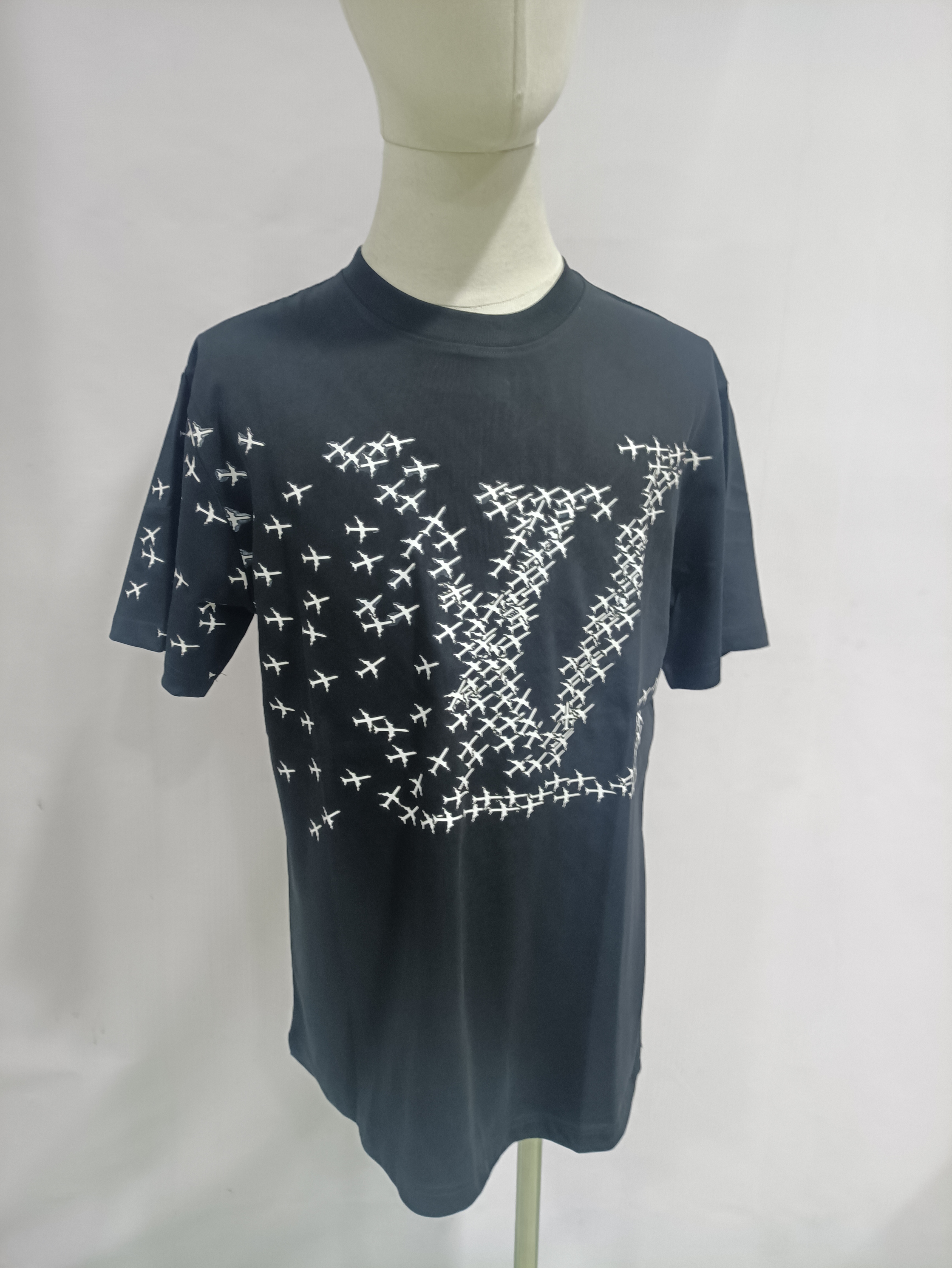 Louis Vuitton airplane print T-Shirts 2