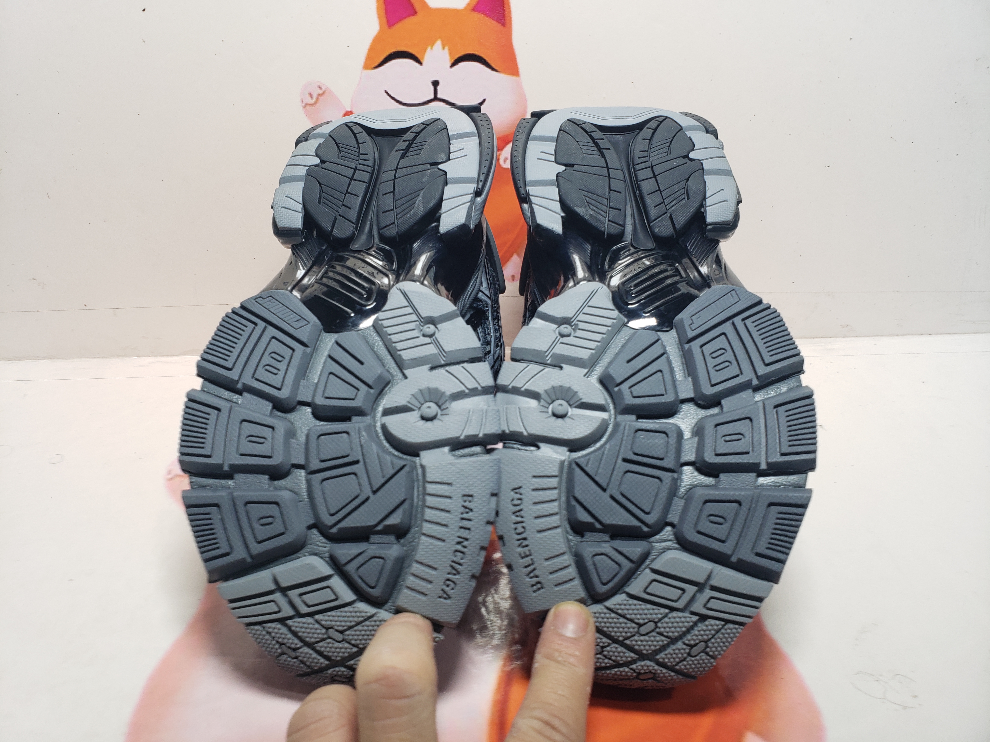 Balenciaga 7th Runner All Black Gray 677402 W3RB2 1515