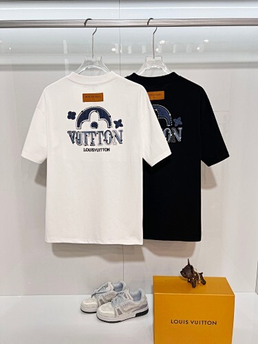 Louis Vuitton T-Shirt Black/White H1402