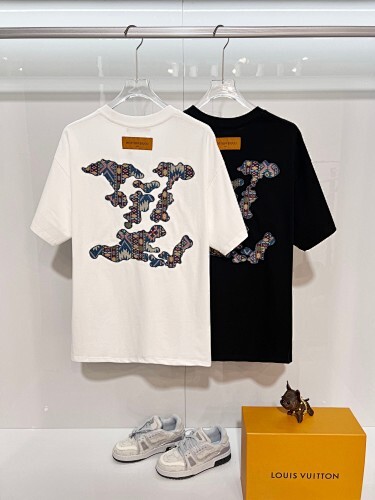 Louis Vuitton T-Shirt Black/White H1406