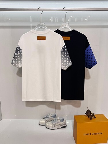 Louis Vuitton T-Shirt Black/White H1407