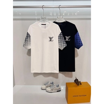 Louis Vuitton T-Shirt Black/White H1407 01