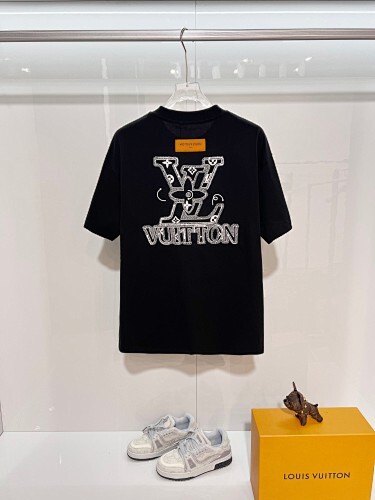 Louis Vuitton T-Shirt Black/White H1411
