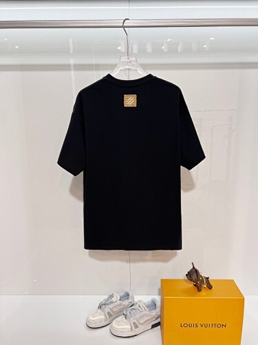 Louis Vuitton T-Shirt Black/White H1413