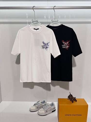 Louis Vuitton T-Shirt Black/White H1504