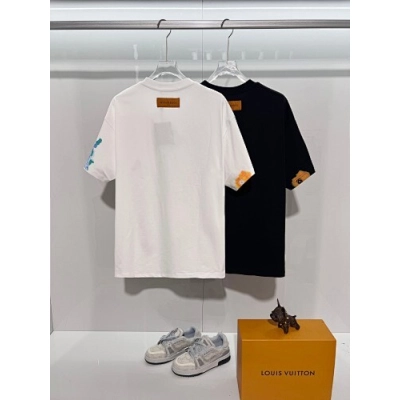 Louis Vuitton T-Shirt Black/White H1505 02