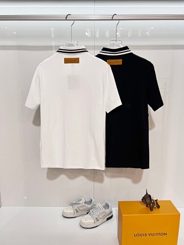 Louis Vuitton T-Shirt Black/White H1508