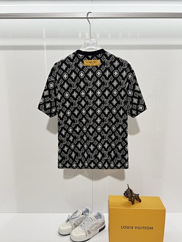 Louis Vuitton T-Shirt Black/Khaki/Red H1418