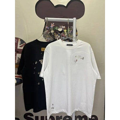 Louis Vuitton T-Shirt Black/White H130 L26235 01