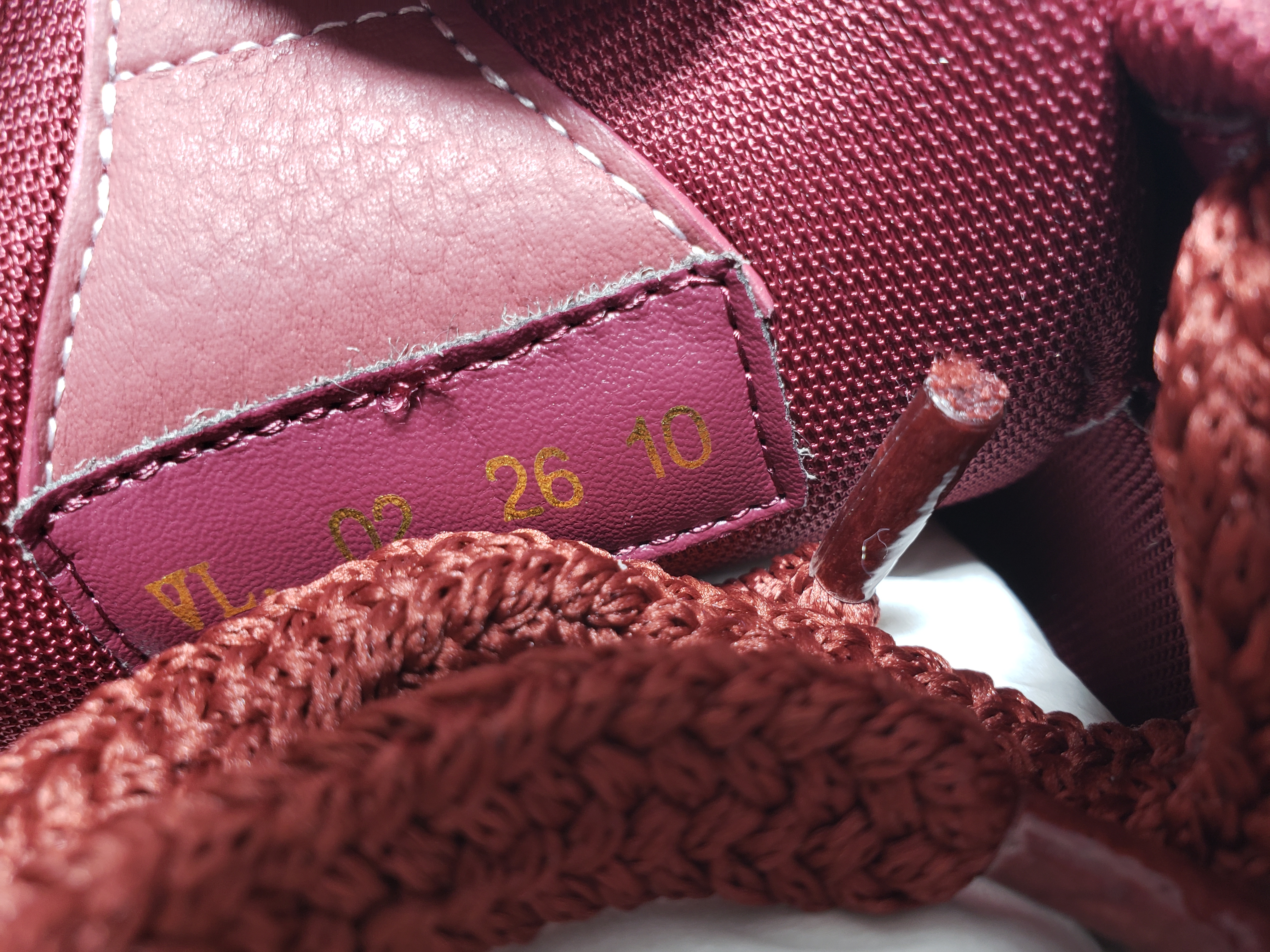 PKGoden Louis Vuitton Skate Wine
