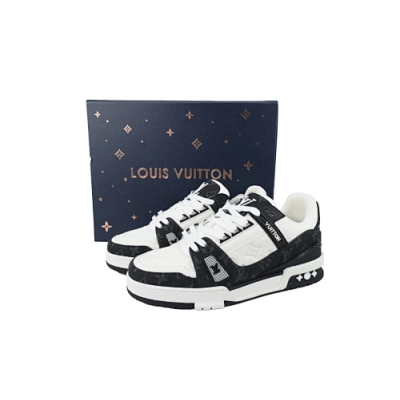 Louis Vuitton Top-tier chips Sneakers Black Jean 02