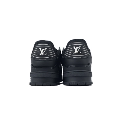 Louis Vuitton Top-tier chips Sneakers Black Warrior 02