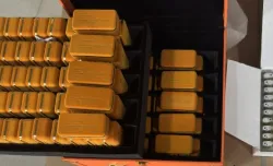 Gold ACE  Disposable Vape Pen review Adrian Thompson