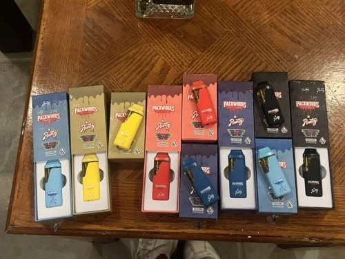 Packwoods X Runtz 1g Regular Disposable review Ilya Danengirsh