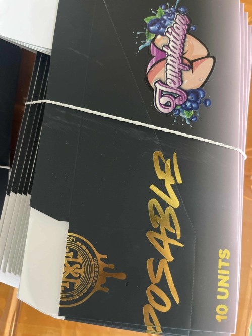 All Black Muha Meds Mavricks Disposable Vape 2 Gram review Fred