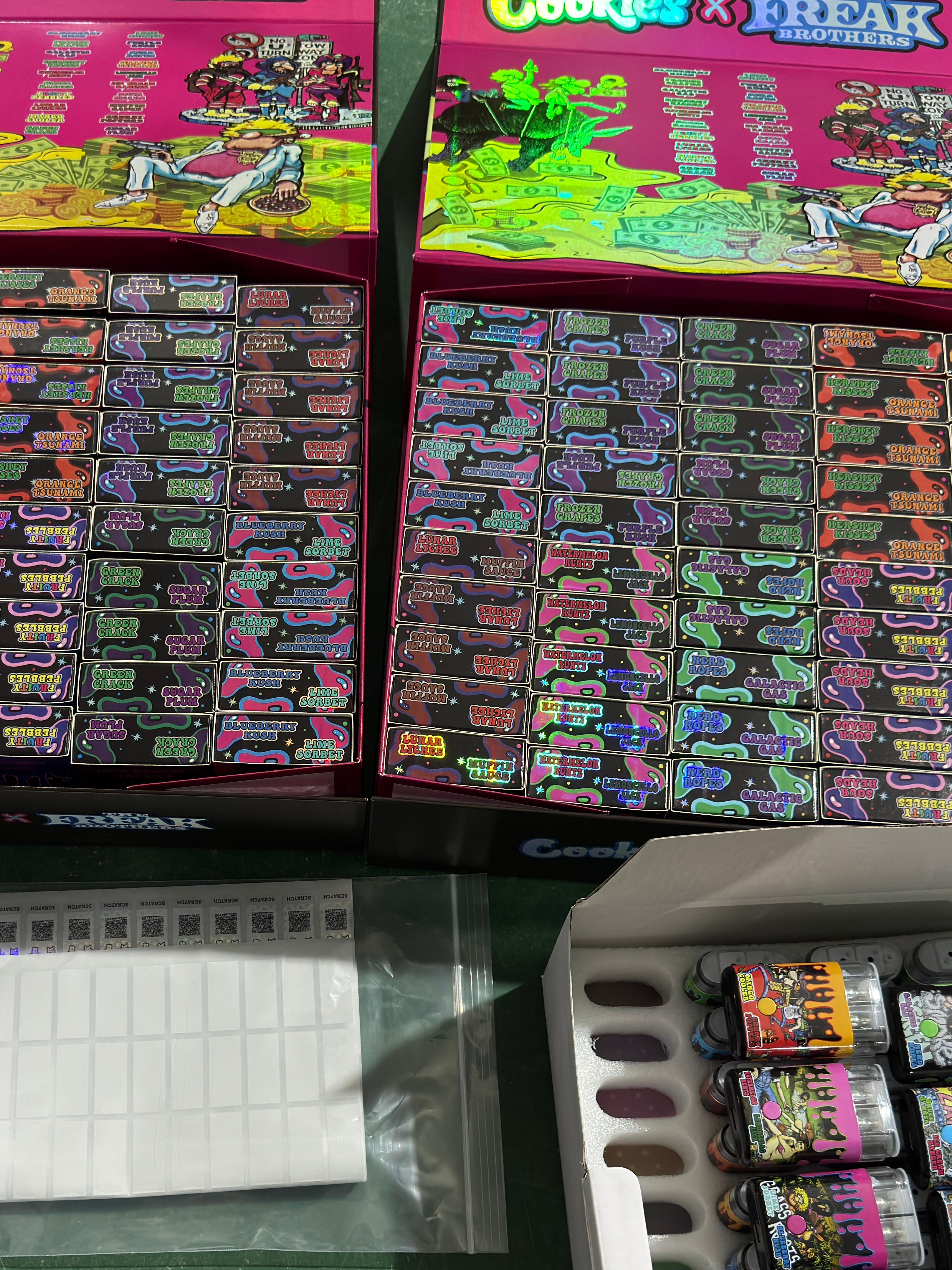 Cookies x The Freak Brothers V1 1g or 2g Dual Chamber Disposable Vape with LED Screen review CLADVe