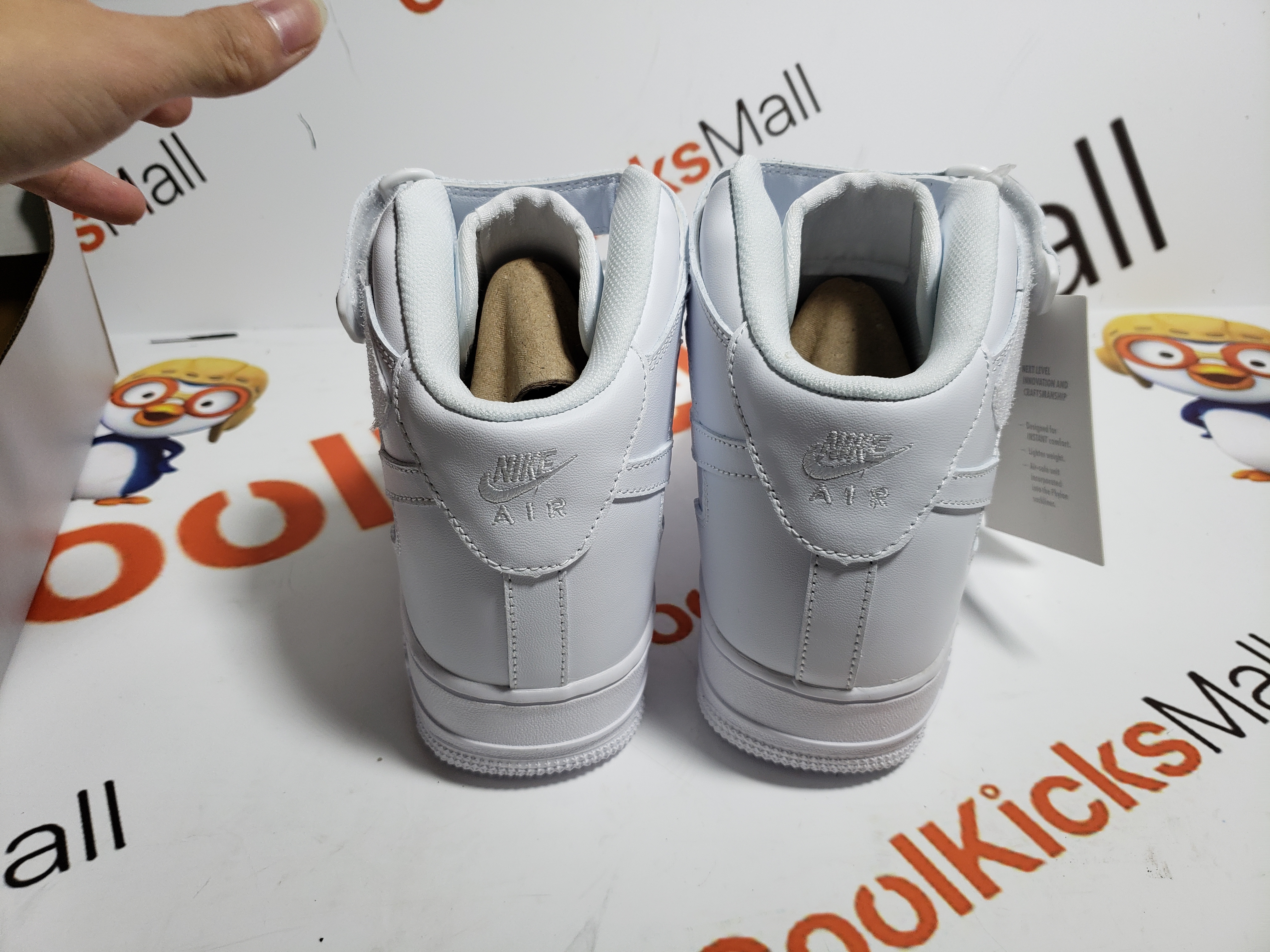 Coolkicks GET Air Force 1 Mid White '07,366731-100