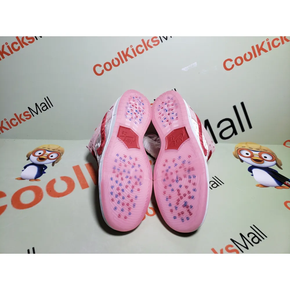 shop cool kicks | BoostMasterLin SB Dunk Low StrangeLove Skateboards ,CT2552-800