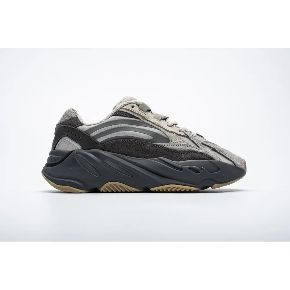 GET Yeezy Boost 700 V2 Tephra