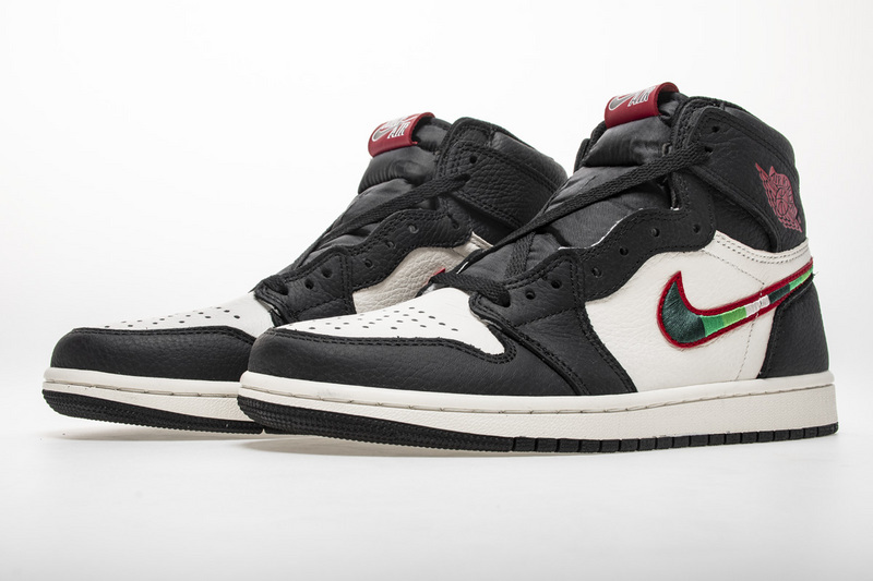 GET Air Jordan 1 Retro High Sports Illustrated (A Star Is Born)