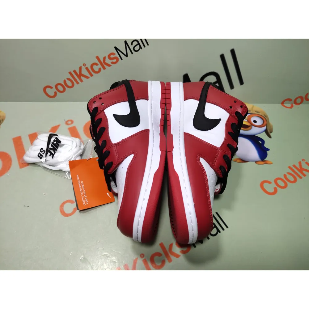 Coolkicks  PKGoden SB Dunk Low J-Pack Chicago,BQ6817-600