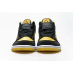 GET Air Jordan 1 Mid University Gold