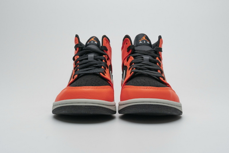 GET Air Jordan 1 Mid Black Cone