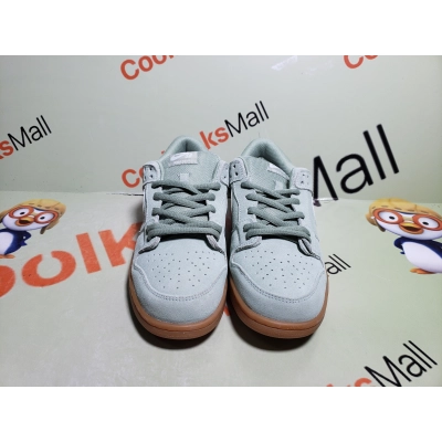 Coolkicks PKGoden SB Dunk Low Island Green Gum,BQ6817-300 02