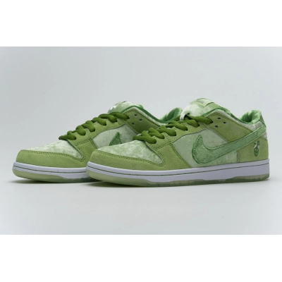 PKGoden SB Dunk Low StrangeLove Green 01