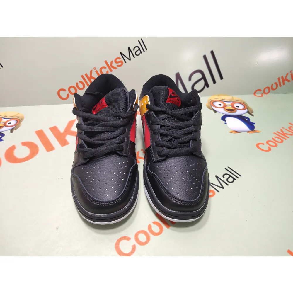 Coolkicks GET Dunk SB Low Raygun 304292-803