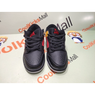Coolkicks GET Dunk SB Low Raygun 304292-803 02