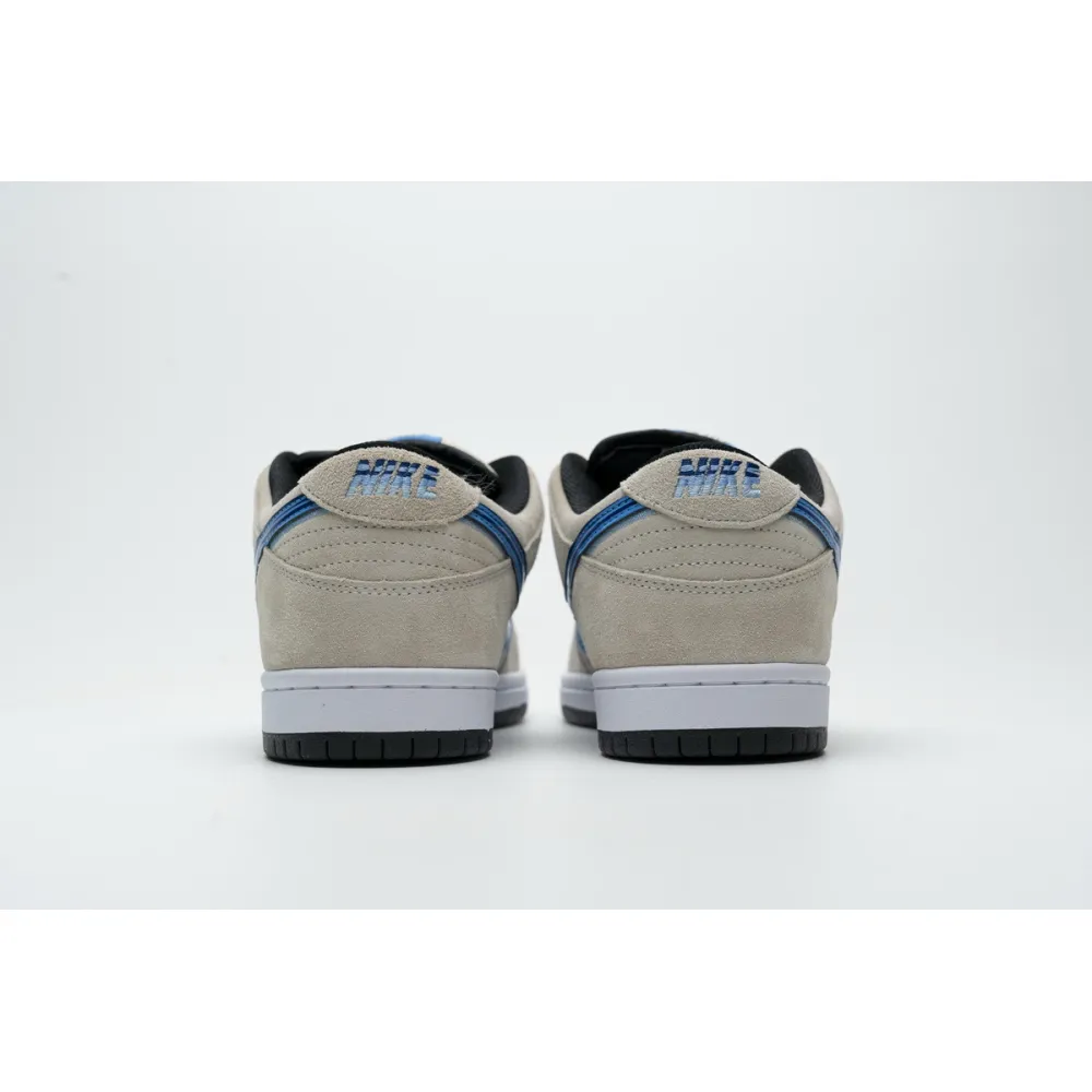 GET SB Dunk Low Truck It