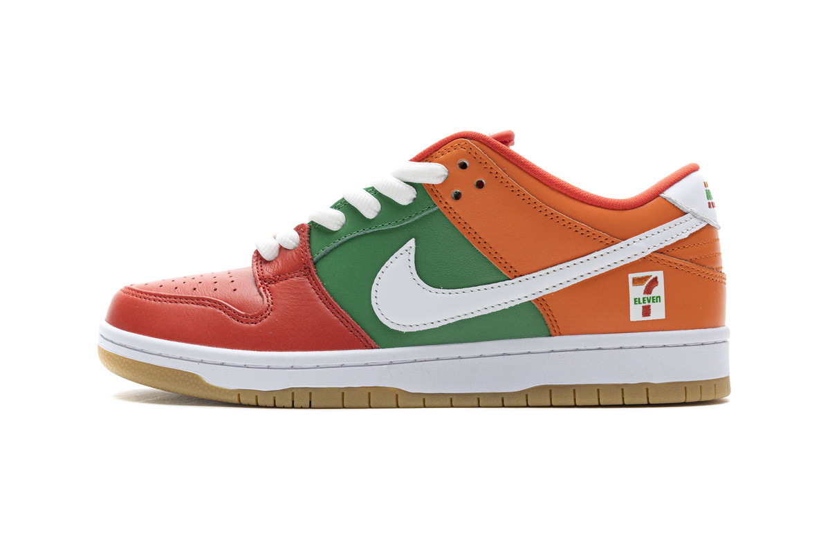 GET SB Dunk Low 7 Eleven