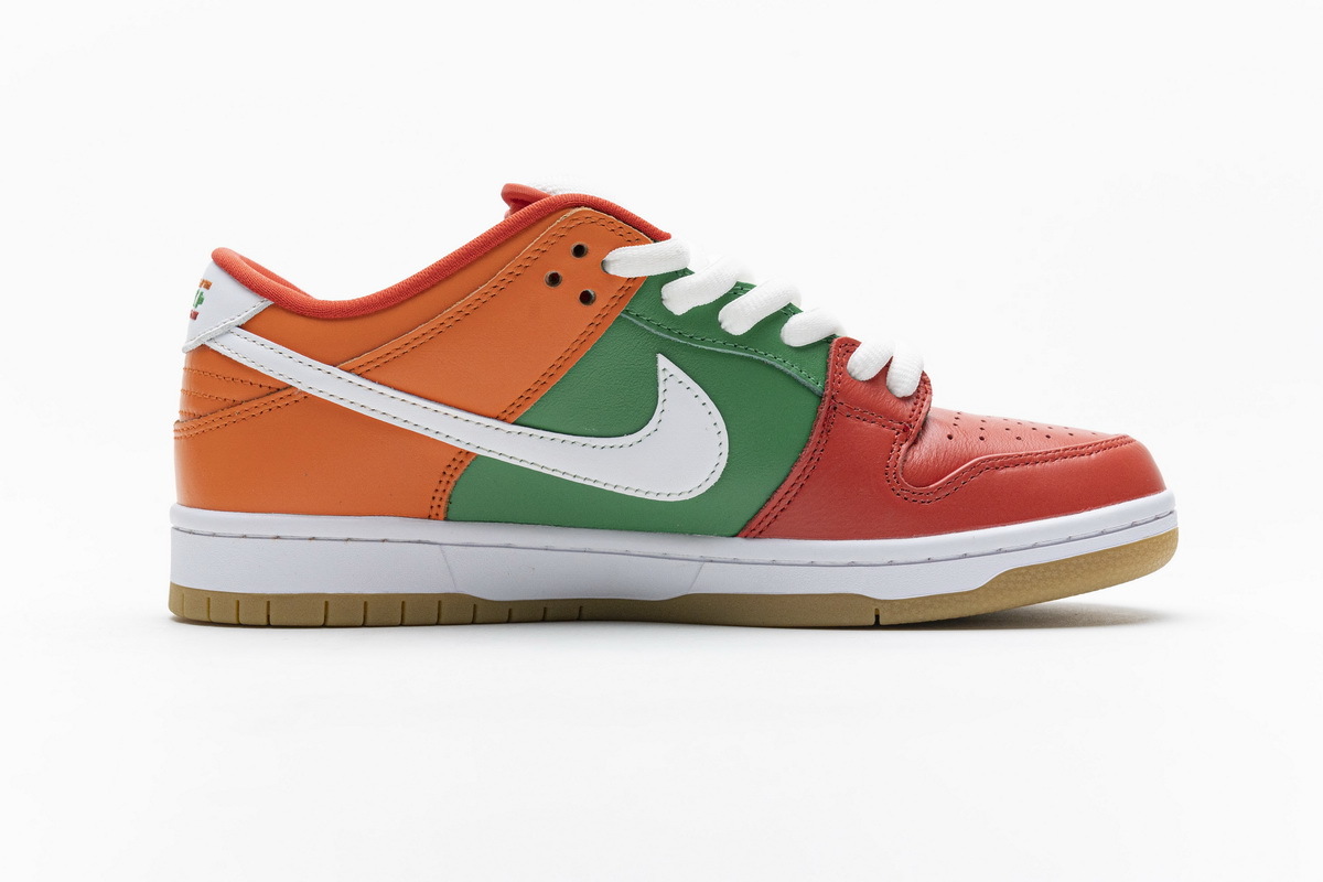 GET SB Dunk Low 7 Eleven