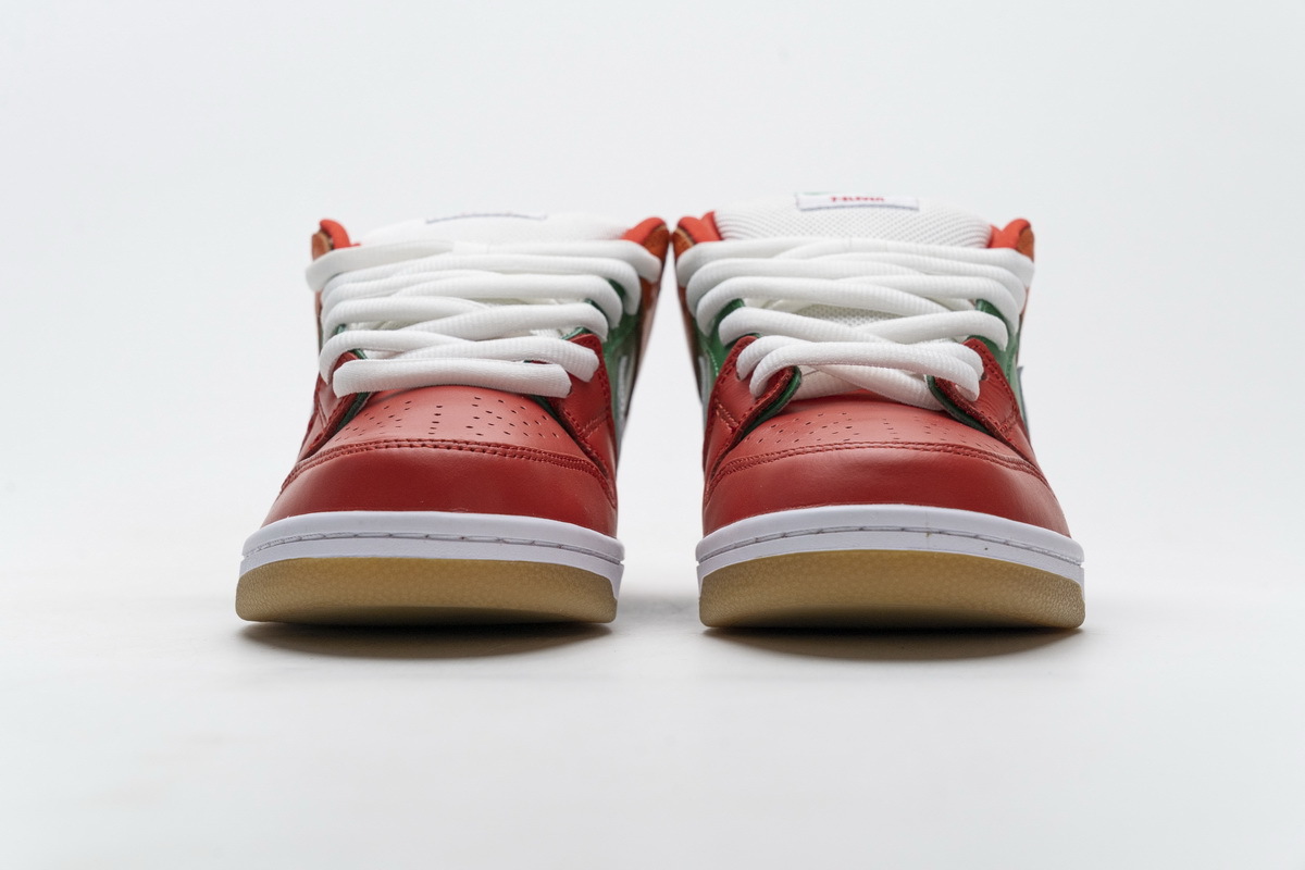 GET SB Dunk Low 7 Eleven