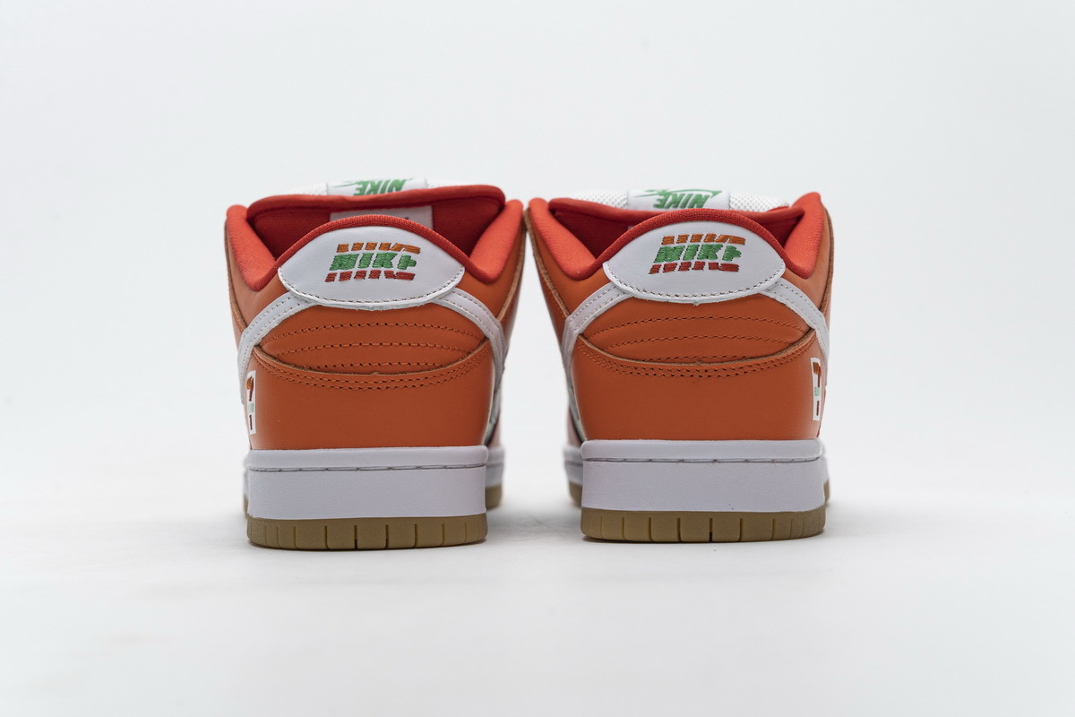 GET SB Dunk Low 7 Eleven