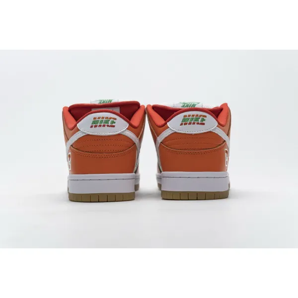 GET SB Dunk Low 7 Eleven