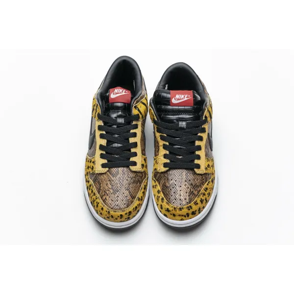 GET Dunk Low Beast Pack
