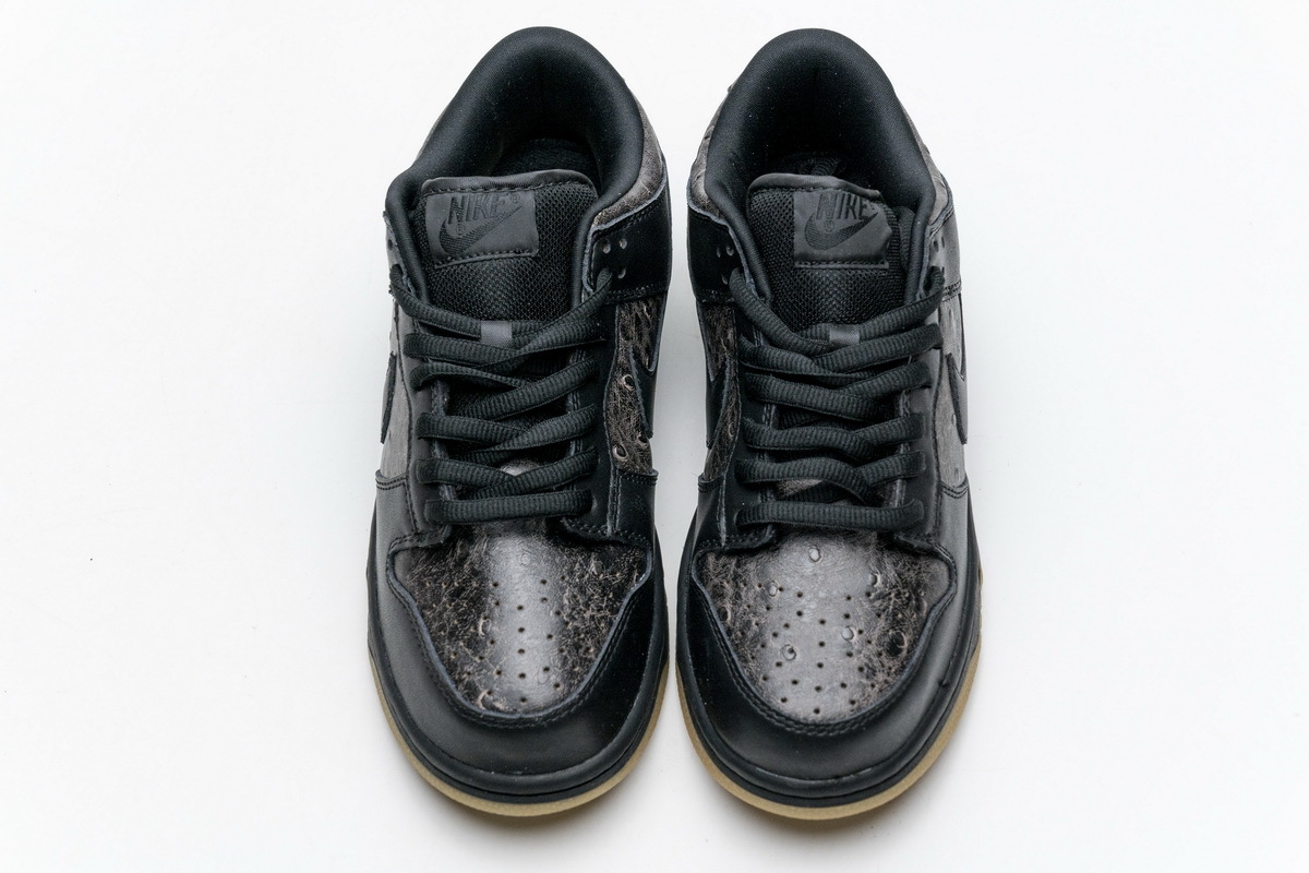 GET SB Dunk Low Ostrich