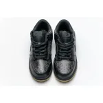 GET SB Dunk Low Ostrich