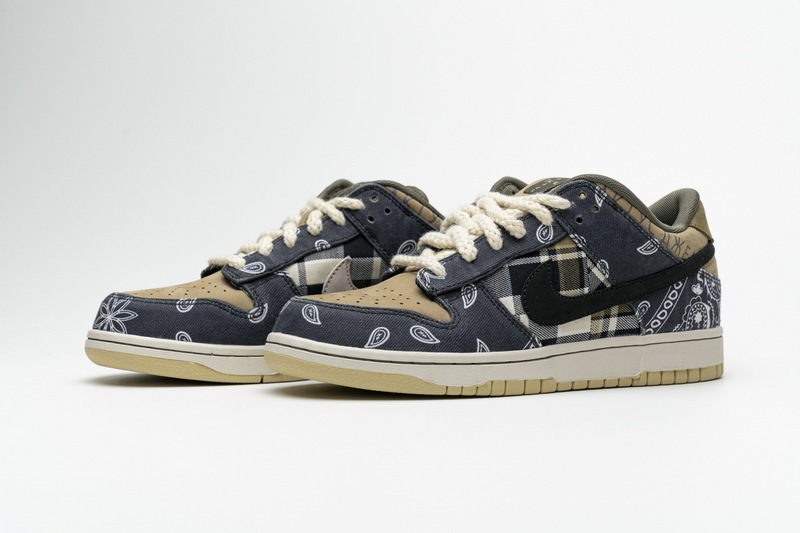 GET SB Dunk Low Travis Scott