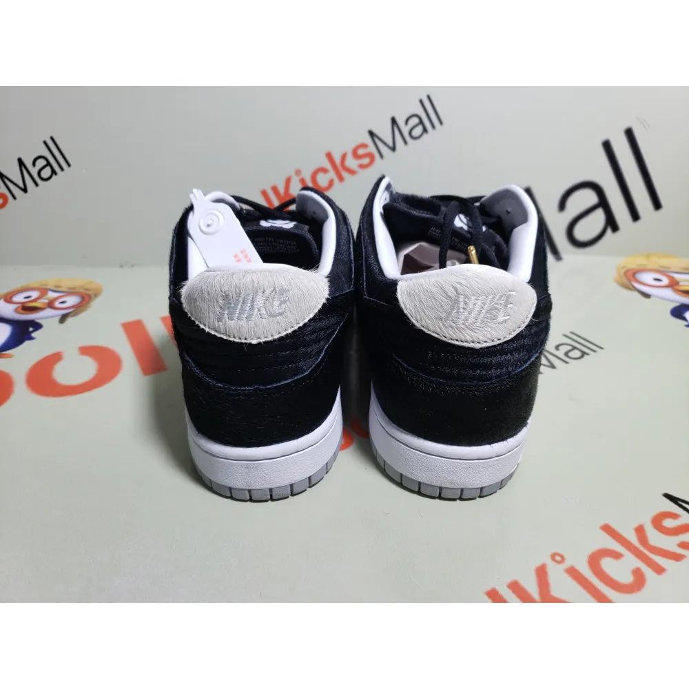 Coolkicks GET SB Dunk Low Medicom Toy (2020),CZ5127-001
