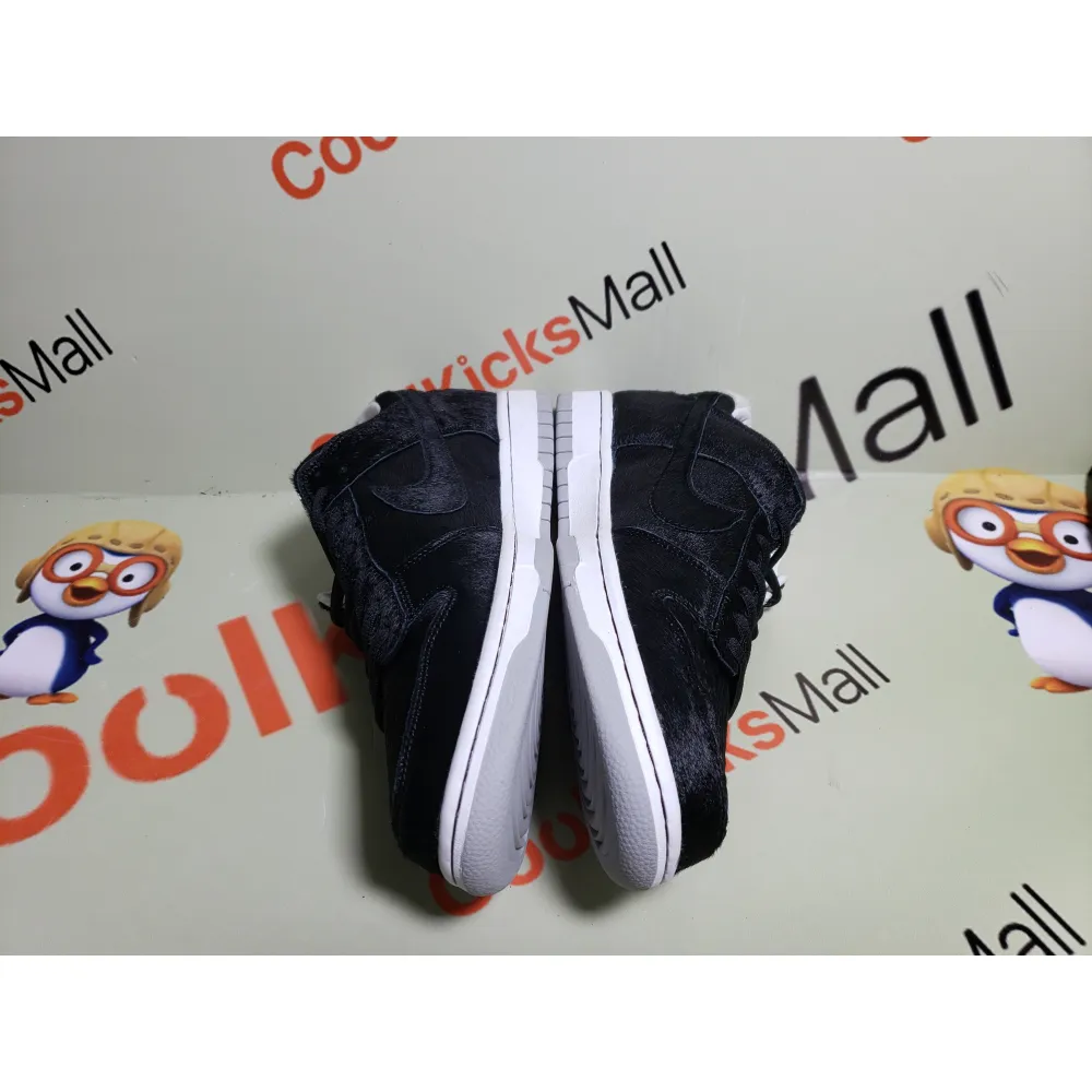 Coolkicks GET SB Dunk Low Medicom Toy (2020),CZ5127-001