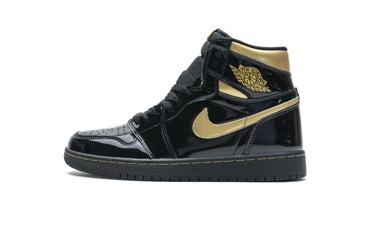 GET Air Jordan 1 Retro High Black Metallic Gold (2020)