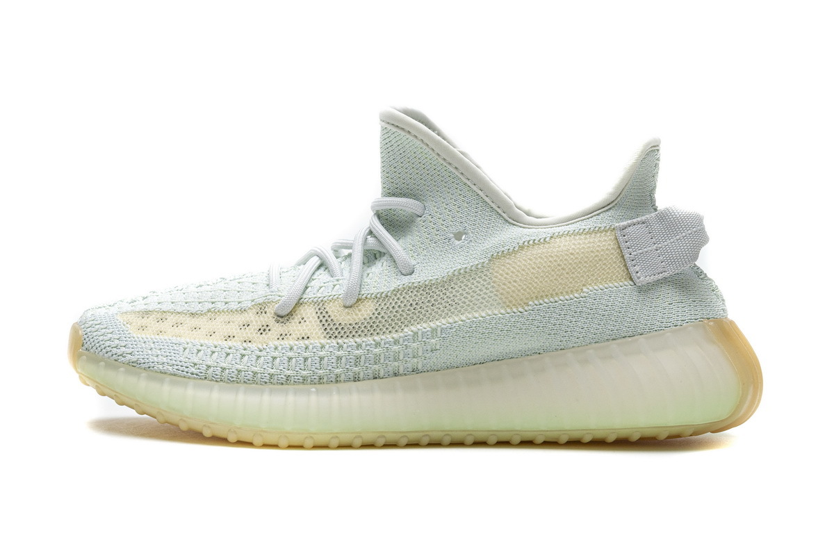 GET Yeezy Boost 350 V2 Hyperspace